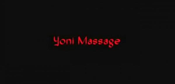  A delicia da massagem Yoni